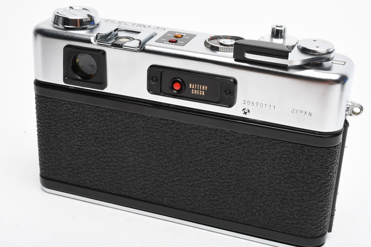 Yashica G Electro 35 GSN 35mm Rangefinder Camera w/45mm f1.7 lens,  New seals, *Read