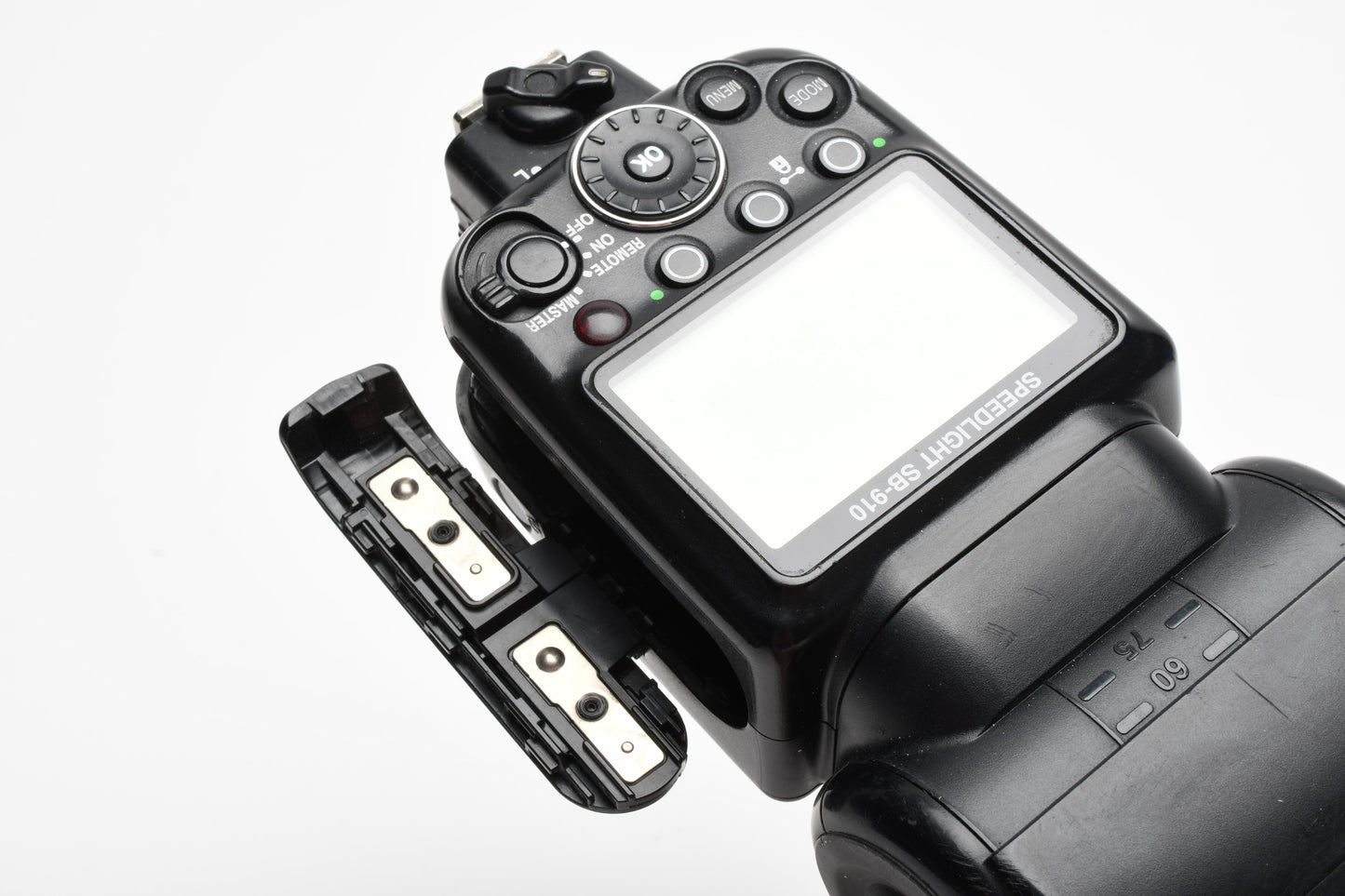 Nikon SB-910 Speedlight flash, tested, works great