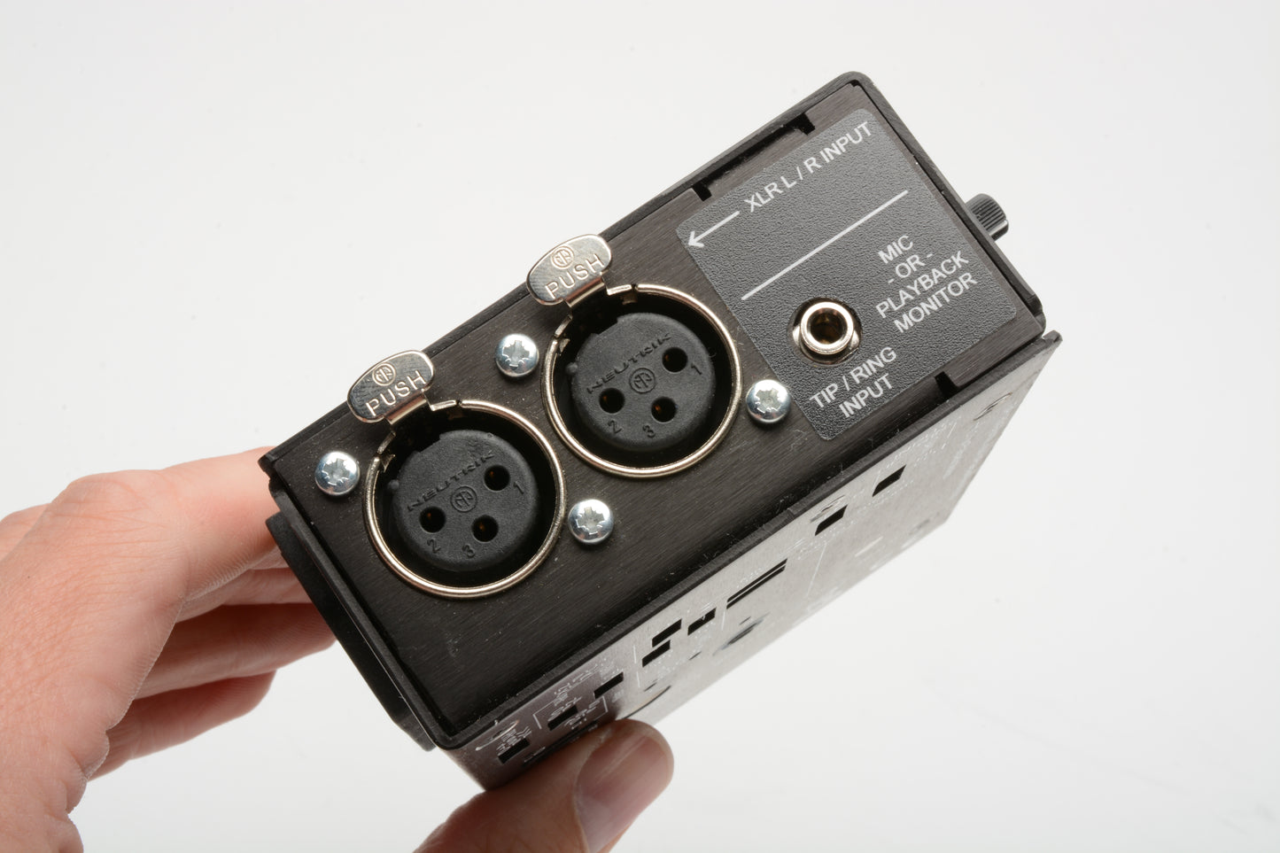 Juiced DT454 Portable mixer XLR adapter/Preamp, Clean, tested