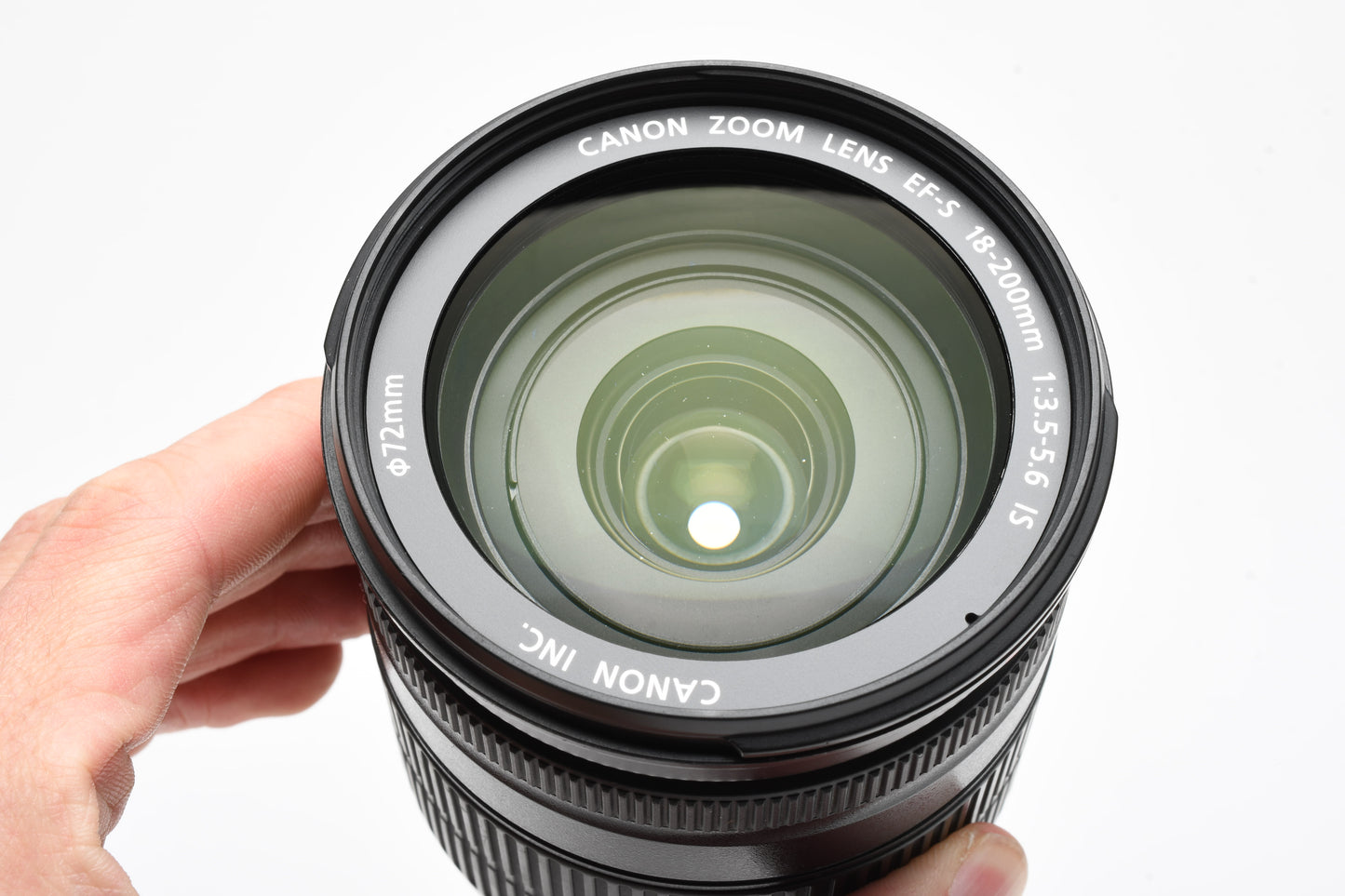 Canon EFS 18-200mm f3.5-5.6 IS zoom lens, caps, Box, Good!