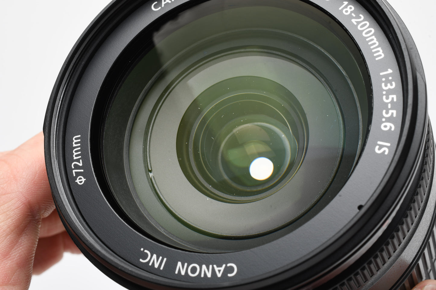 Canon EFS 18-200mm f3.5-5.6 IS zoom lens, caps, Box, Good!