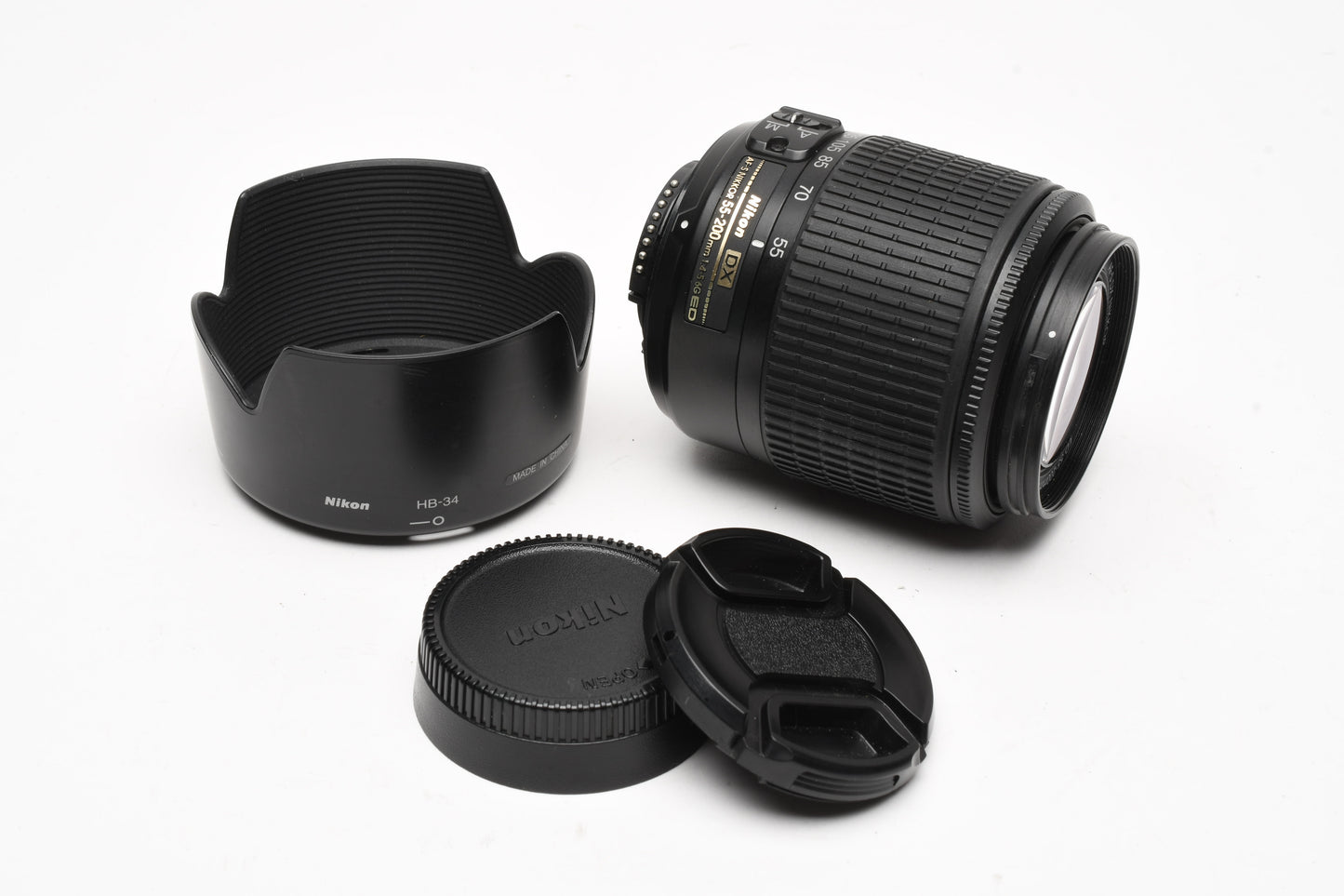 Nikon AFS Nikkor 55-200mm F4-5.6G ED DX VR zoom lens, caps, hood, Nice