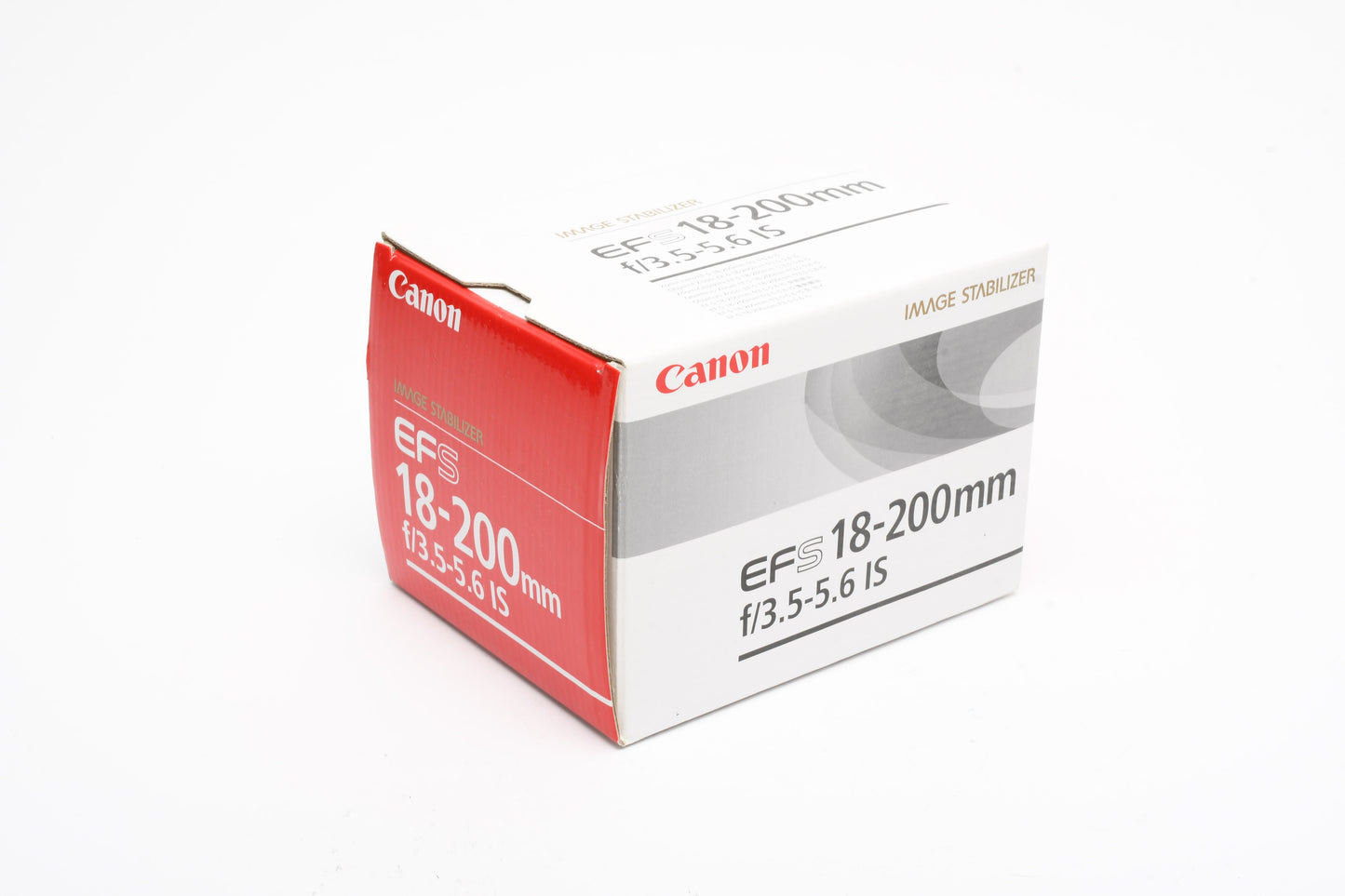 Canon EFS 18-200mm f3.5-5.6 IS zoom lens, caps, Box, Good!