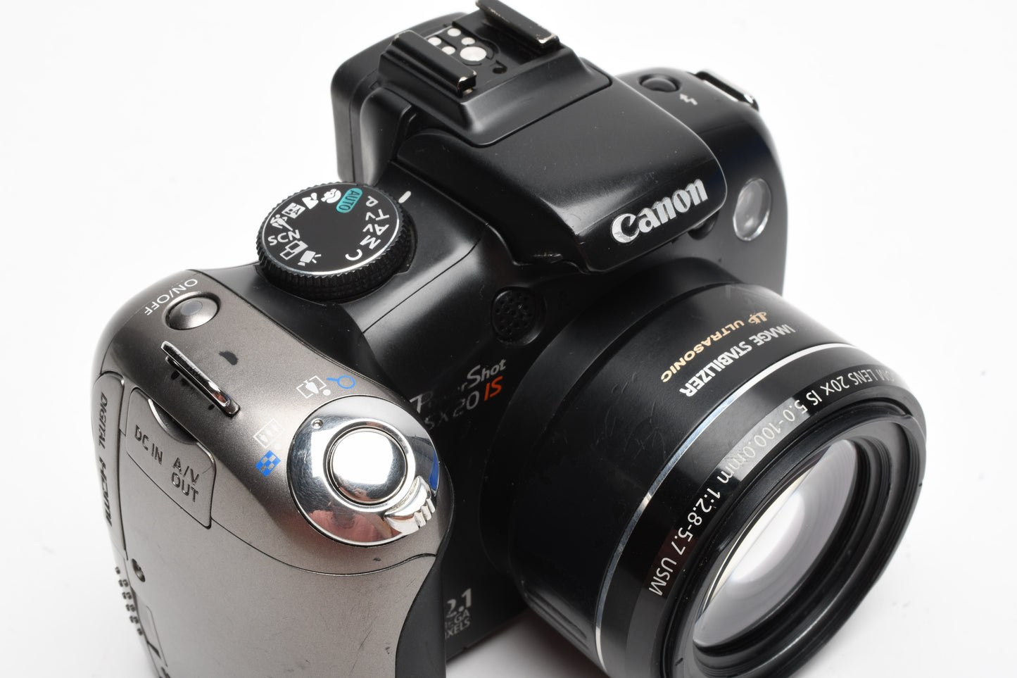 Canon Powershot SX20IS 12.1MP Digital Point&Shoot camera, hood, strap, manual