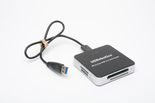 US Robotics all in one USB 3.0 card reader, Very clean