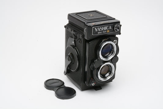 Yashica Mat 124G 120 TLR camera w/80mm f3.5 lens, tested, works great, nice!