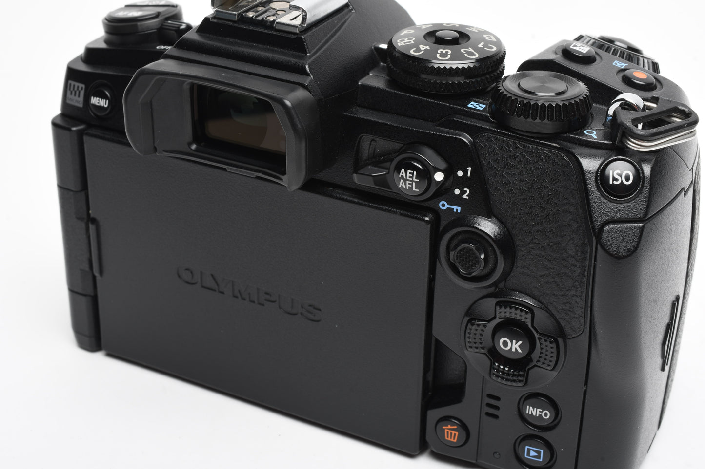 Olympus OM-D E-M1 Mark III Mirrorless Body, 45,911 Acts, 2X Batts, Nice!