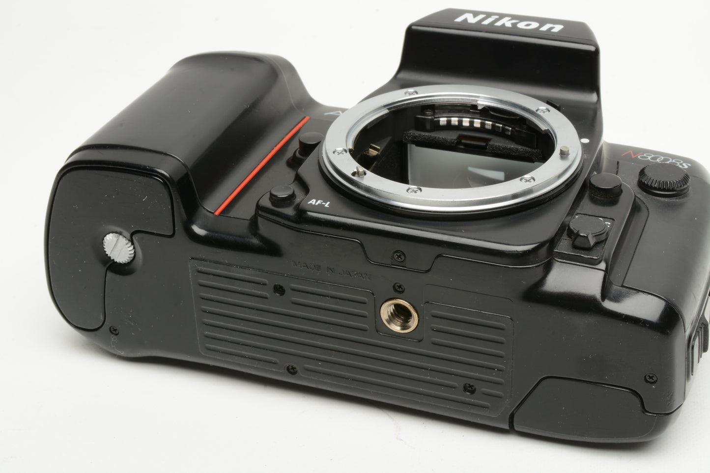 Nikon N8008s 35mm SLR Body, cap, tested, Good!