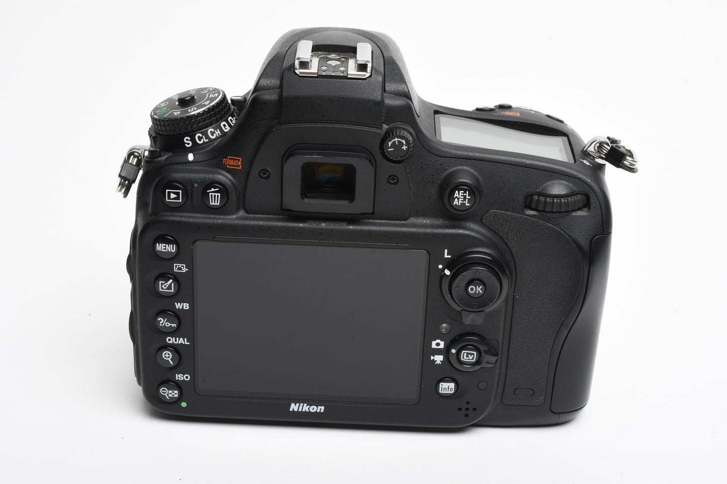 Nikon D610 DSLR Body w/battery, charger, strap, 62K Acts, Nice!