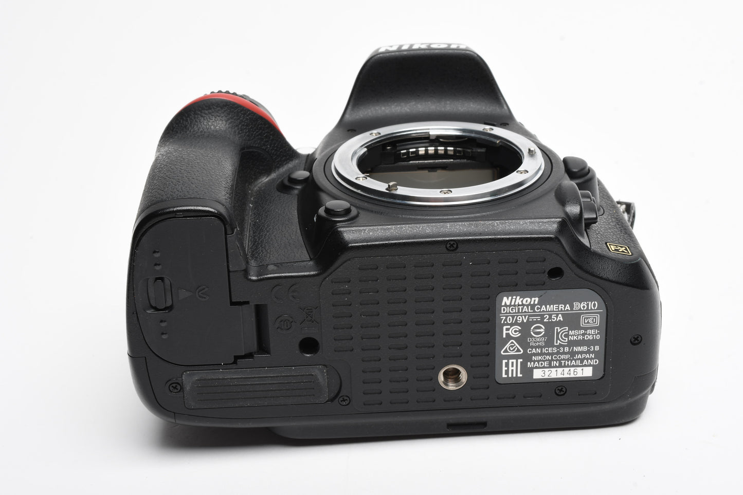 Nikon D610 DSLR Body w/battery, charger, strap, 62K Acts, Nice!