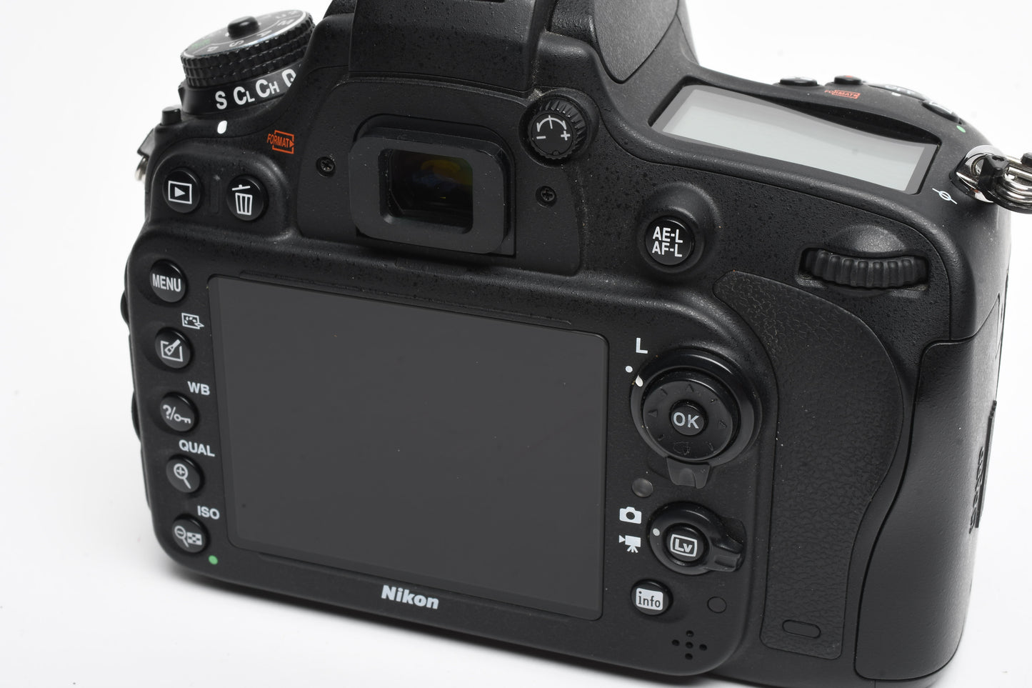 Nikon D610 DSLR Body w/battery, charger, strap, 62K Acts, Nice!