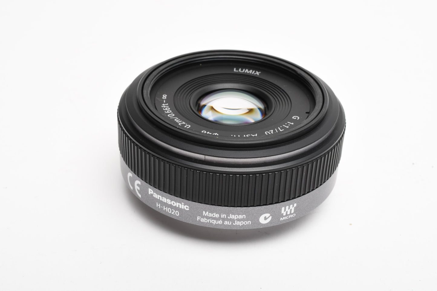 Panasonic Lumix 20mm f1.7 G lens, Very clean, w/Pouch + Hood