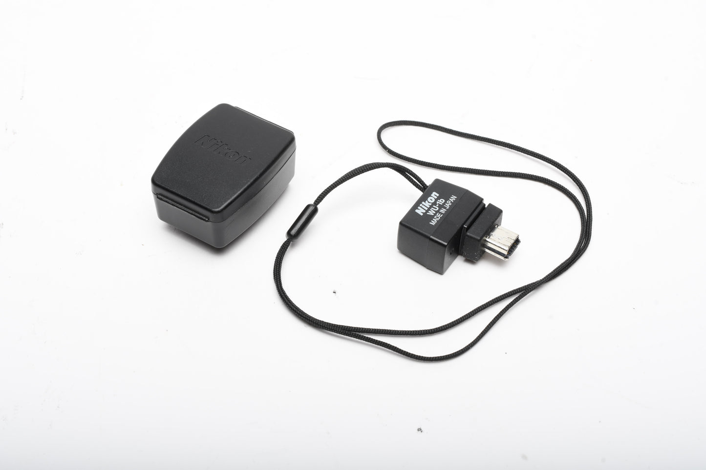 Nikon WU-1b wireless adapter w/case, very clean