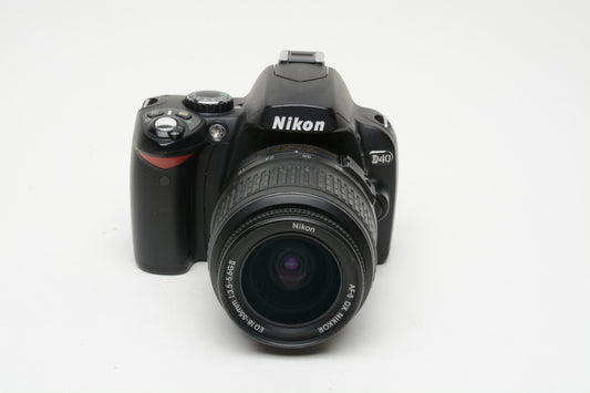 Nikon D40 DSLR body w/Nikkor 18-55mm f3.5-5.6G ED II, batt+charger+SD, 5686 Acts!