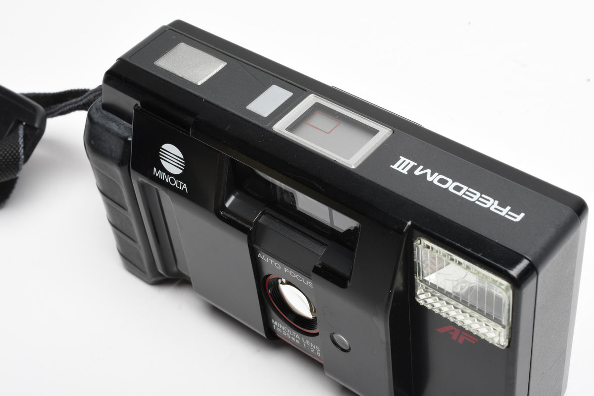 Minolta Freedom III 35mm Point&Shoot camera w/35mm f2.8 prime lens, Great!