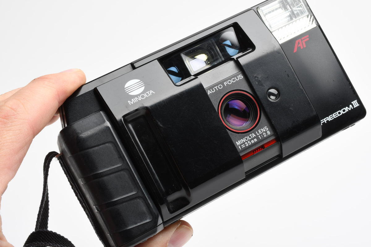Minolta Freedom III 35mm Point&Shoot camera w/35mm f2.8 prime lens, Great!