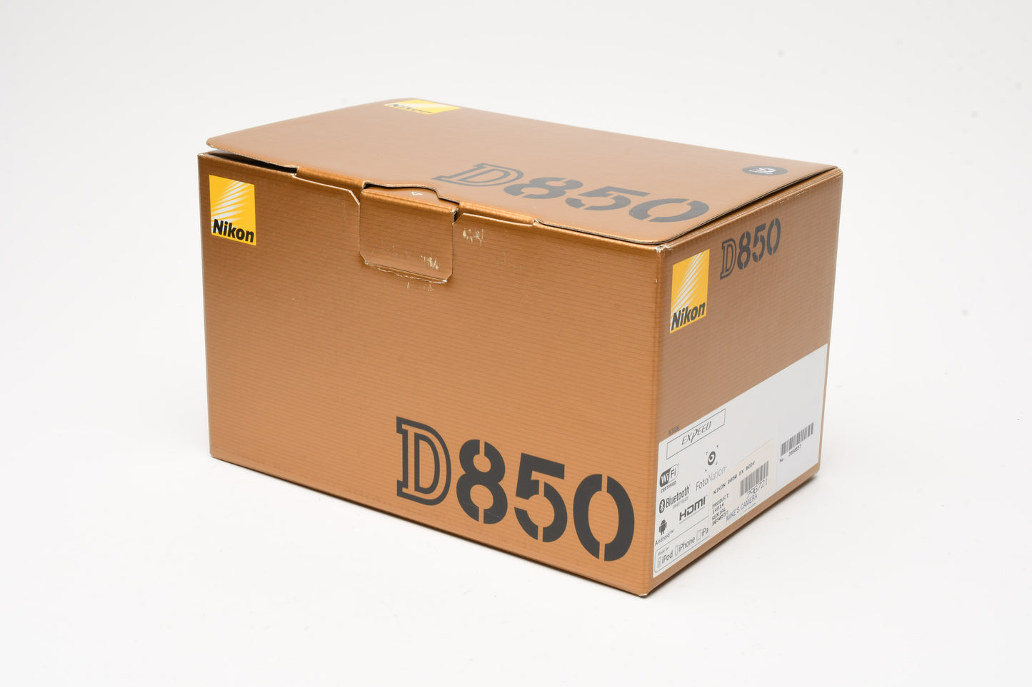 Nikon D850 DSLR Body w/batt+charger Only 17,107 Acts, Clean, Boxed, USA