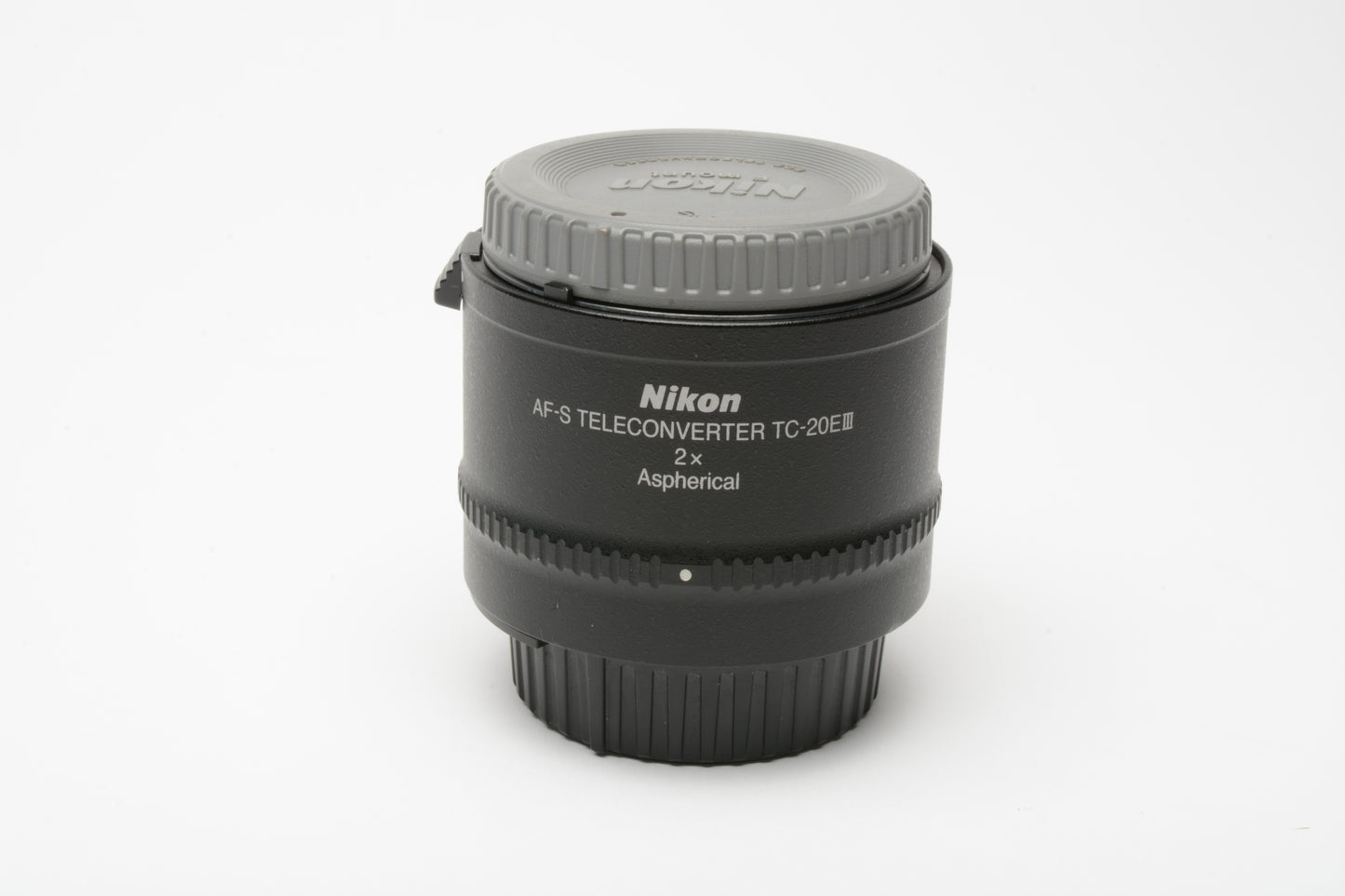 Nikon AF-S Teleconverter TC-20EIII 2x w/Caps, Mint-