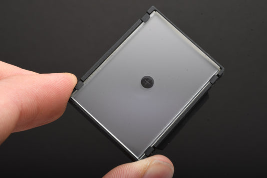 Nikon F3 Cross Hair Focusing Screen Type C Red Dot in box/Case for F3 Series