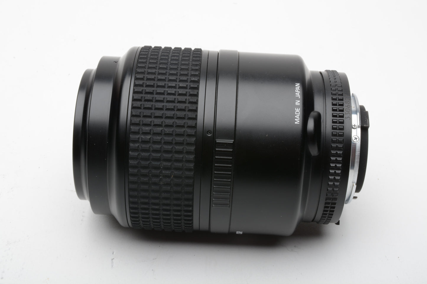 Nikon AF Micro Nikkor 105mm F2.8D lens, clean and sharp!