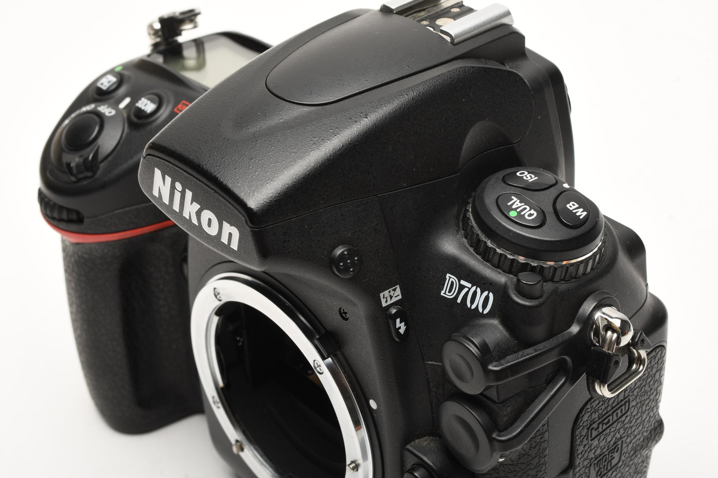 Nikon D700 DSLR Body w/batt+charger+CF Only 16,937 Acts, Clean, Boxed, USA