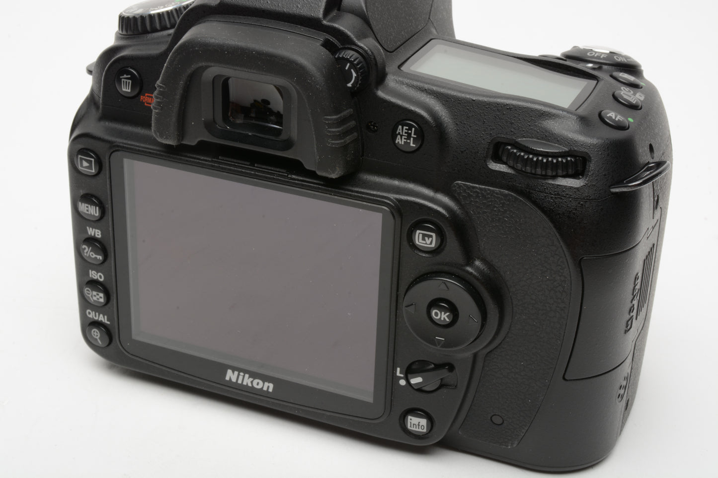 Nikon D90 DSLR body, batt, charger, strap, Only 4872 Acts, very clean, tested