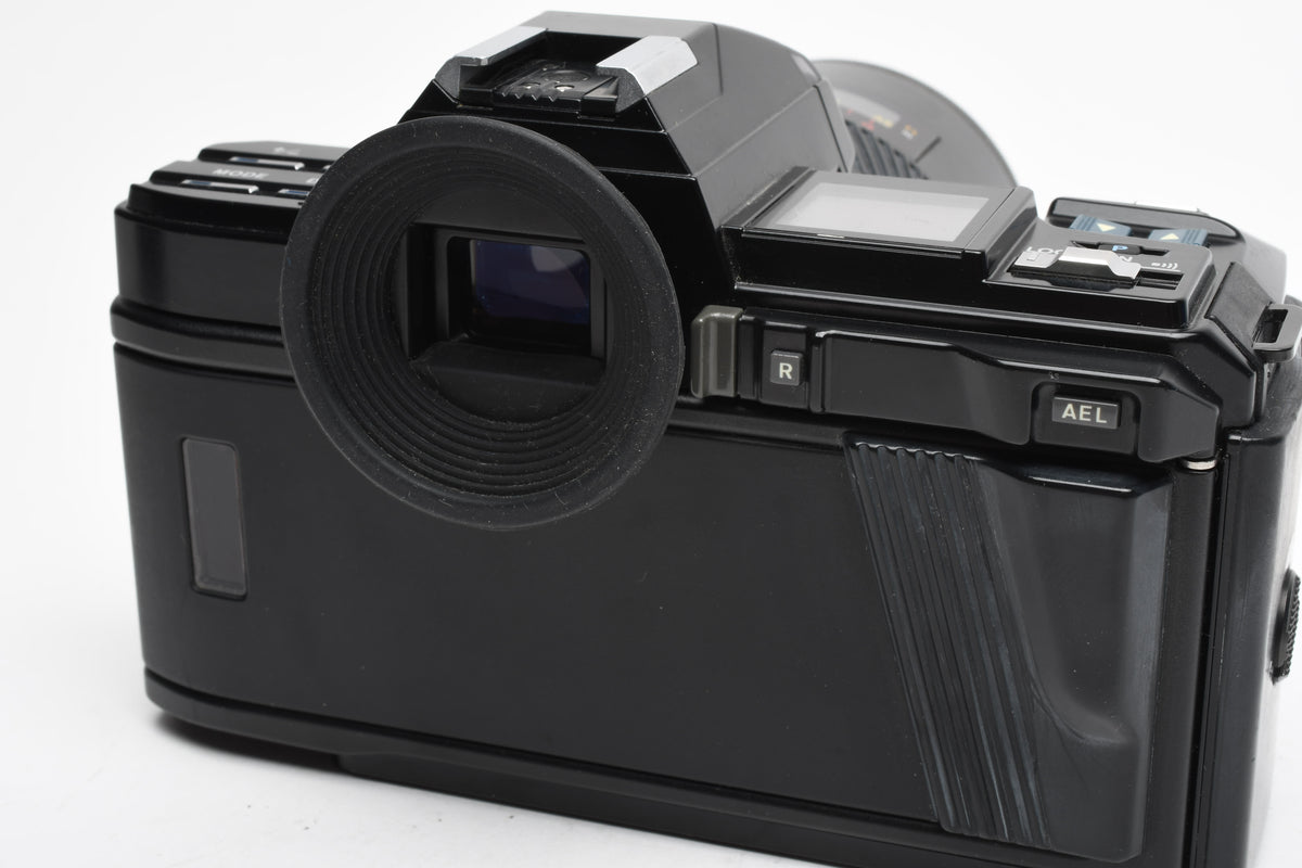 Minolta Maxxum 7000 35mm SLR w/AF 28-85mm Zoom, Tested, Cool!