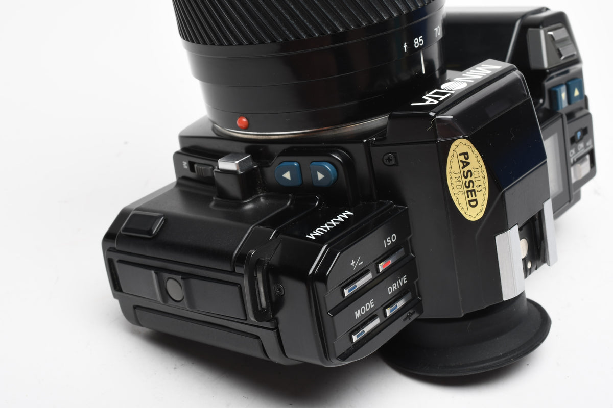 Minolta Maxxum 7000 35mm SLR w/AF 28-85mm Zoom, Tested, Cool!