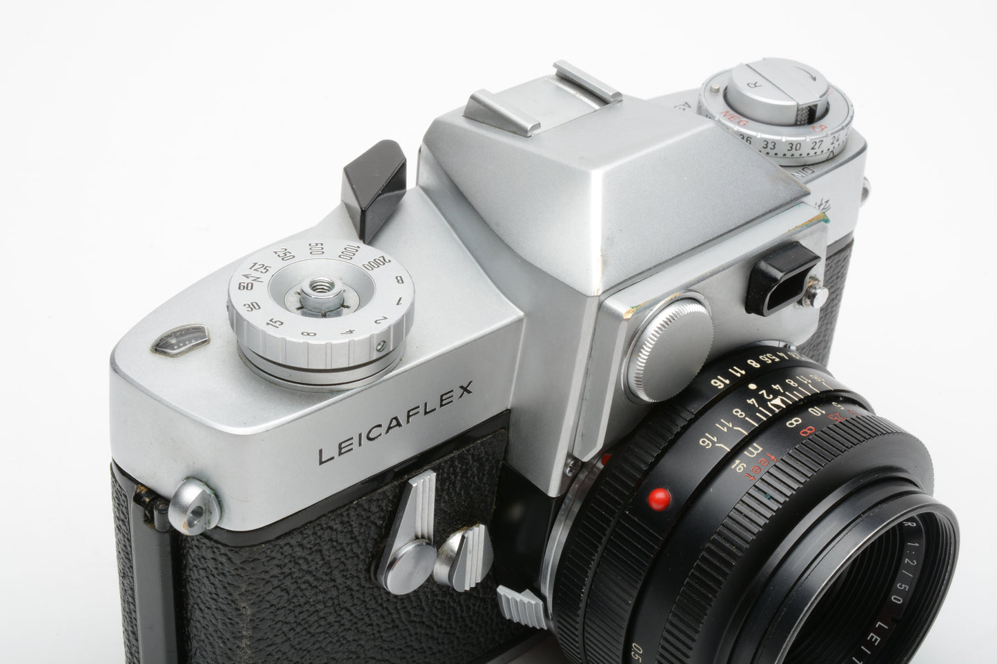 Leica Leicaflex w/Summicron 50mm f2 lens, hood, case, New seals, Great!