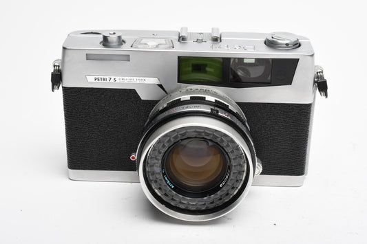 Petri 7s 35mm Rangefinder camera w/45mm f1.8 lens, case, hood, Good!