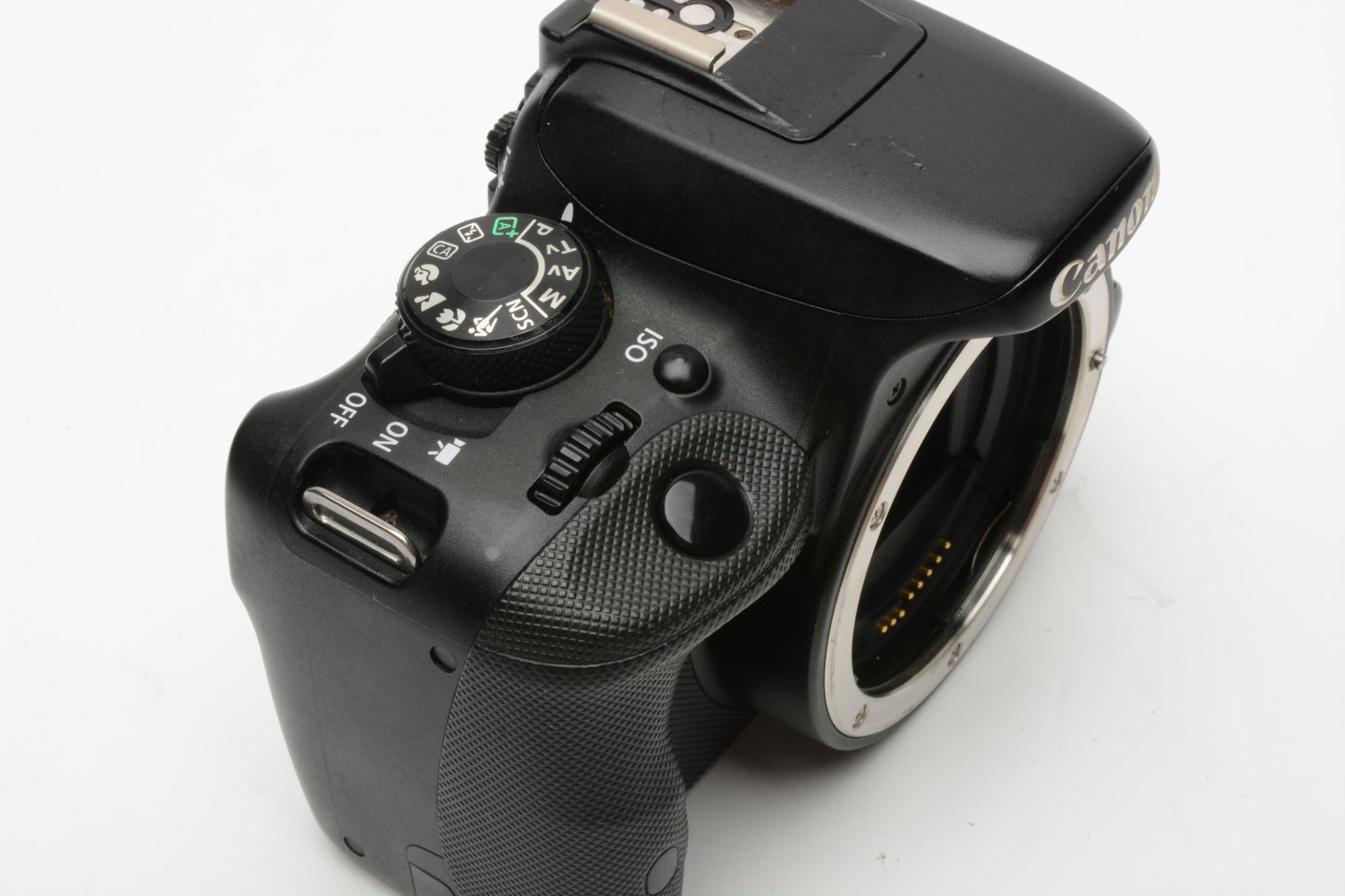 Canon Rebel SL1 DSLR body, 2Batts, charger, Only 5913 Acts