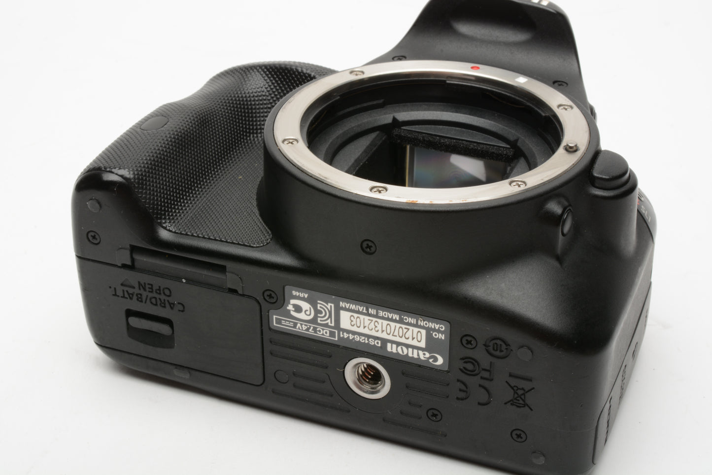 Canon Rebel SL1 DSLR body, 2Batts, charger, Only 5913 Acts