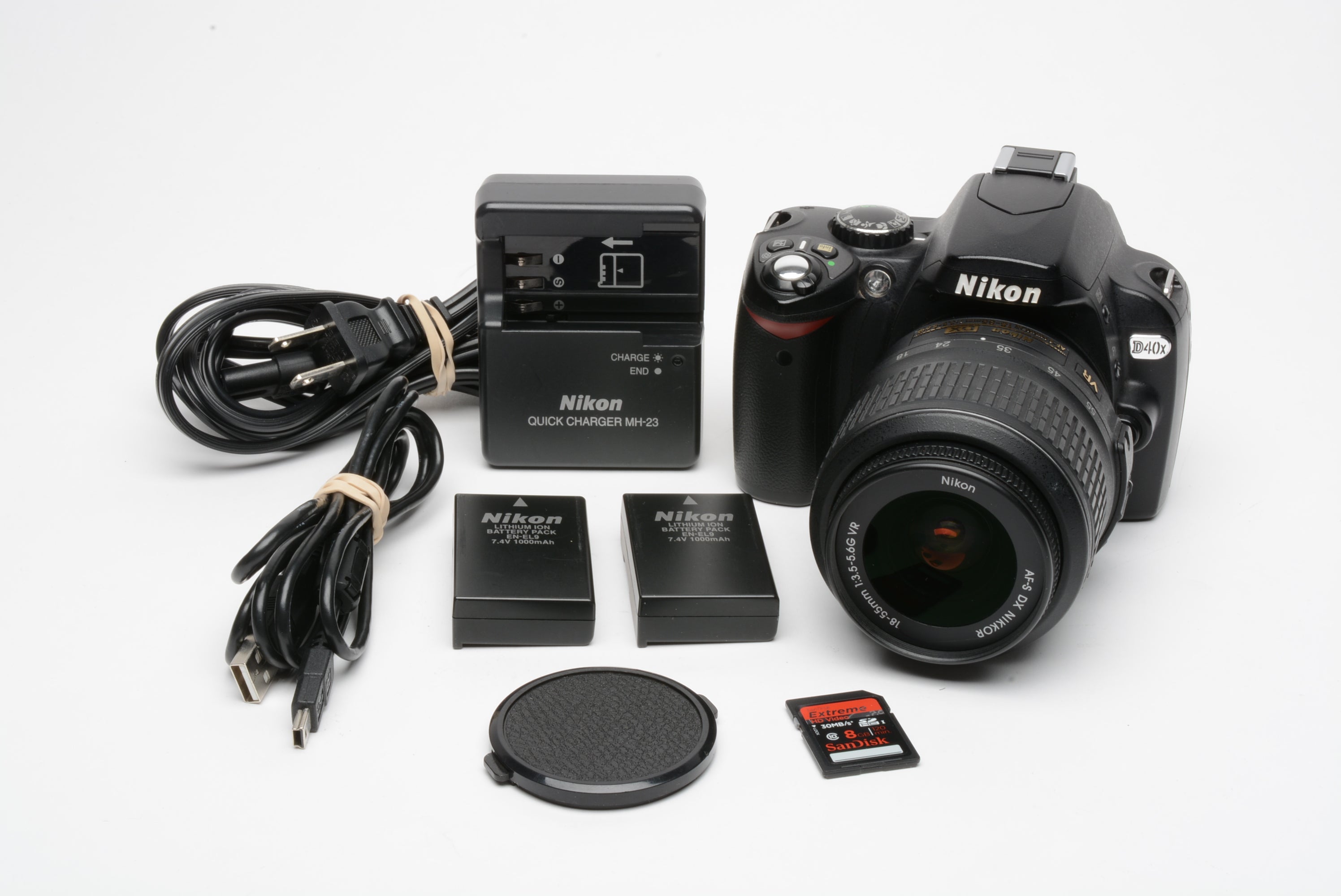 Nikon D40X body w/Nikkor 18-55mm f3.5-5.6 G VR II, 2batts, charger