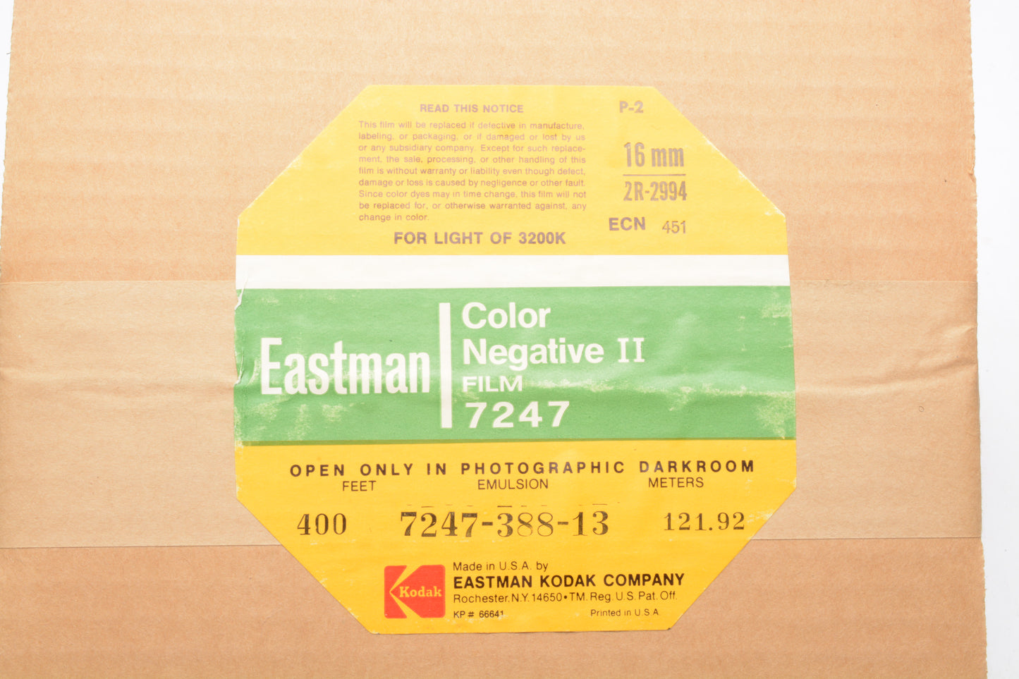 Kodak Eastman 7247 Color Negative II 16mm 400" film