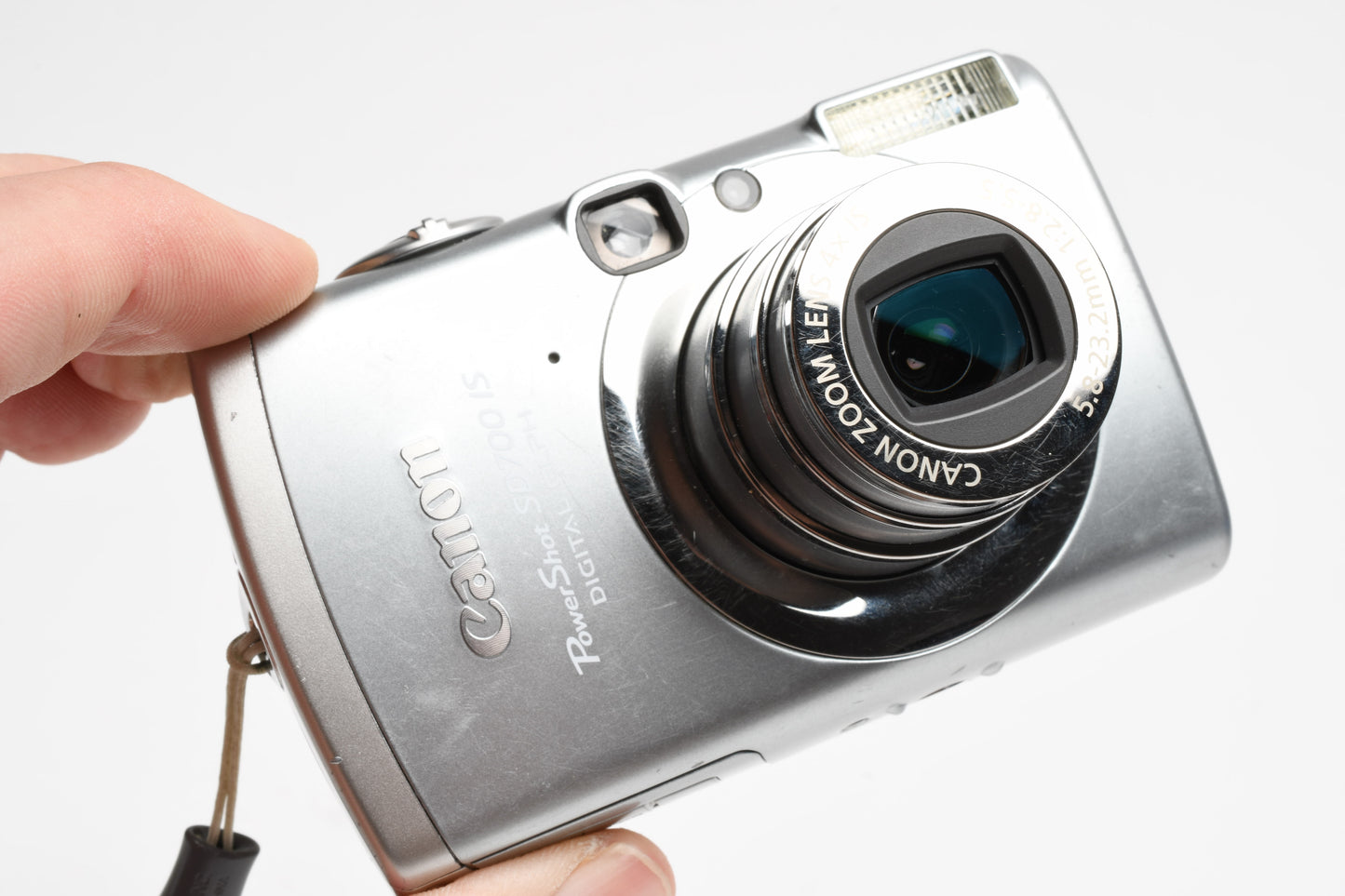Canon PowerShot Elph SD700 IS 6MP Digital Point & Shoot, case, manual, Tested