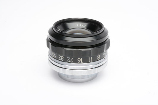 Nikon EL Nikkor 135mm f5.6 enlarging lens in jewel case + cap