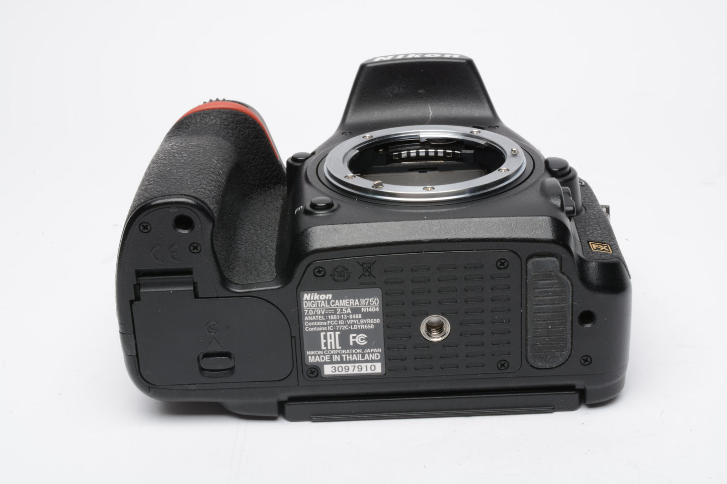 Nikon D750 DSLR Body, batt+charger+strap, clean, Only 5352 Acts!