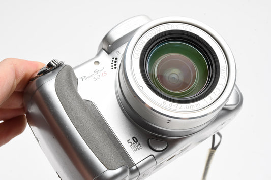 Canon Powershot S2 IS 5MP Digital Point&Shoot camera, adapter, manual