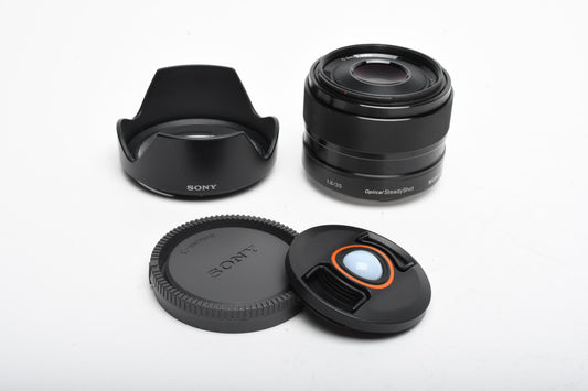Sony 35mm f1.8 SEL35F18 wide angle E-mount lens, caps, hood, Good!