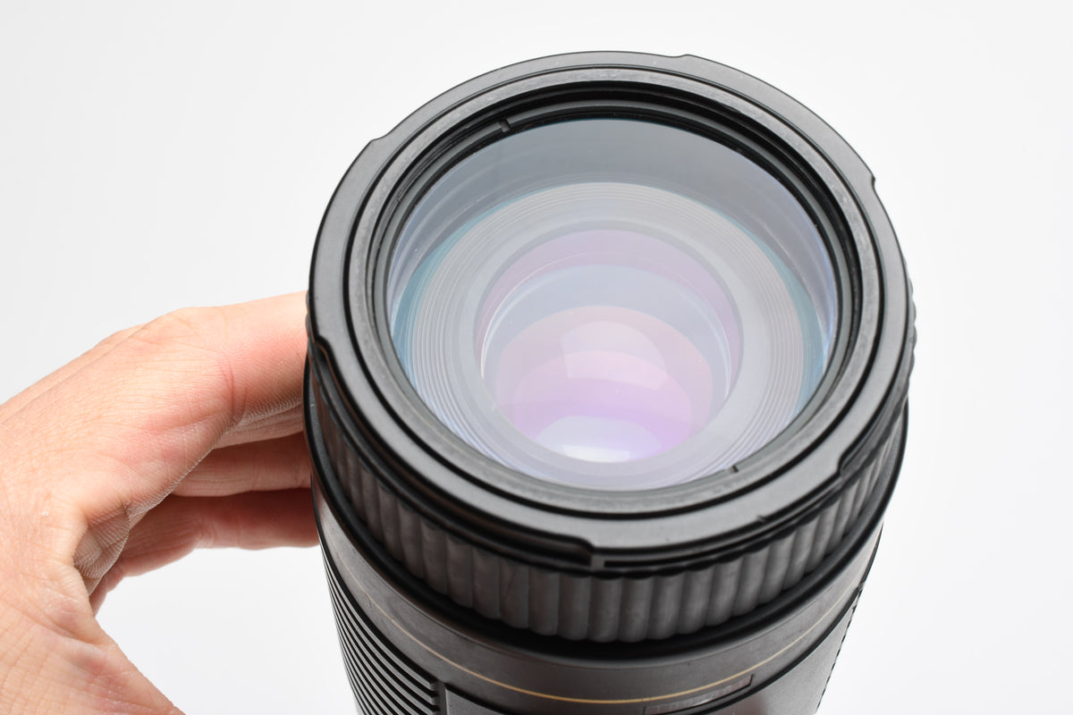 Sigma APO AF 70-300mm f4-5.6 Telephoto zoom for Nikon AF +Hood, Good