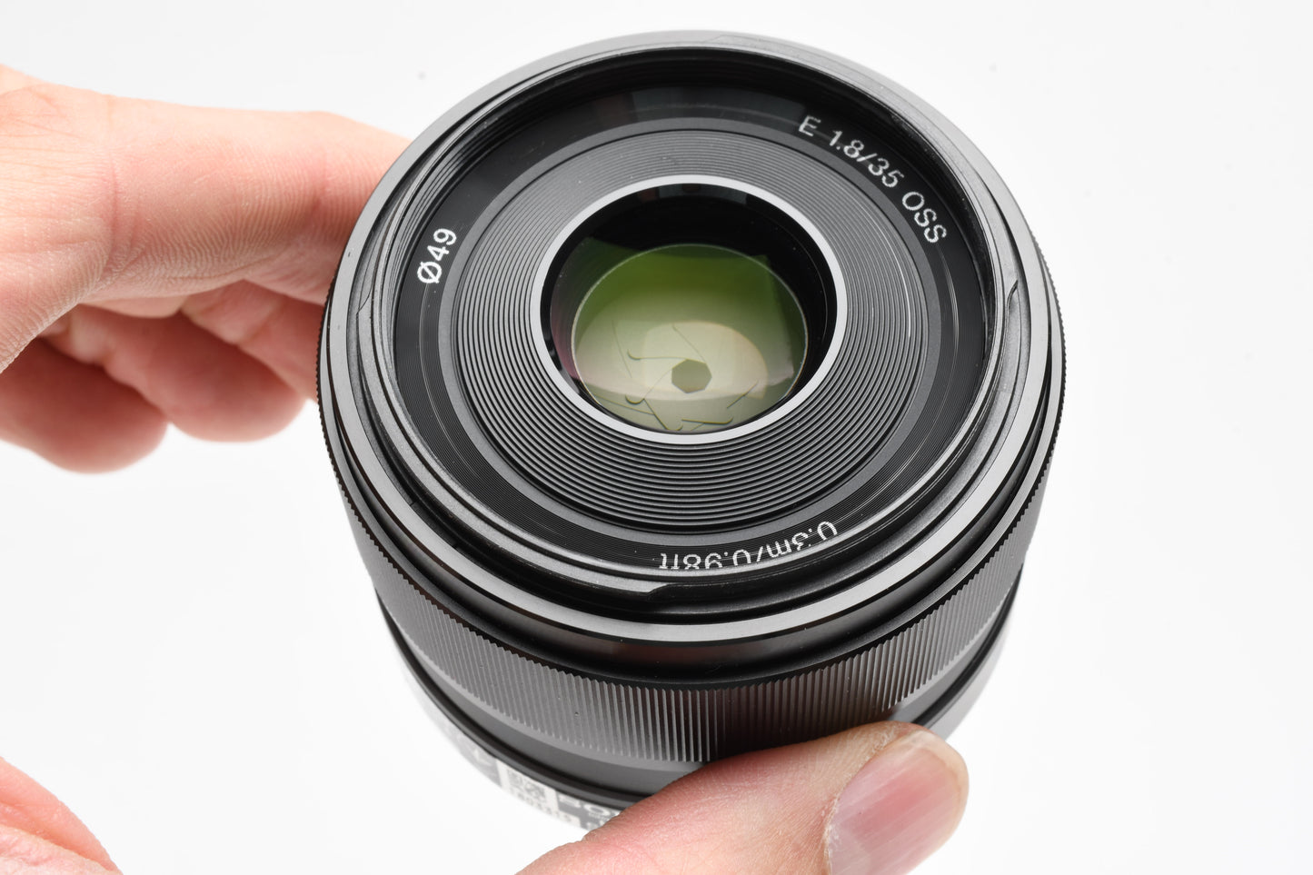 Sony 35mm f1.8 SEL35F18 wide angle E-mount lens, caps, hood, Good!