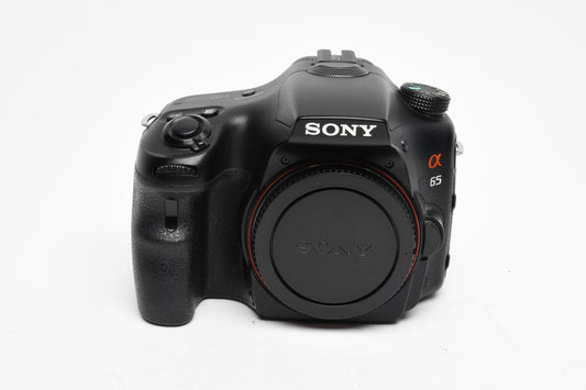 Sony A65 SLT-A65V DSLR Body, batt, charger, strap, only 6069 acts!