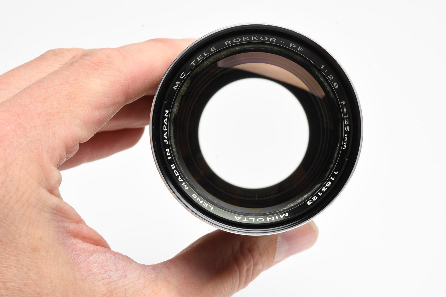 Minolta MC Tele Rokkor-PF 135mm f2.8 Portrait lens, Very sharp! *Read
