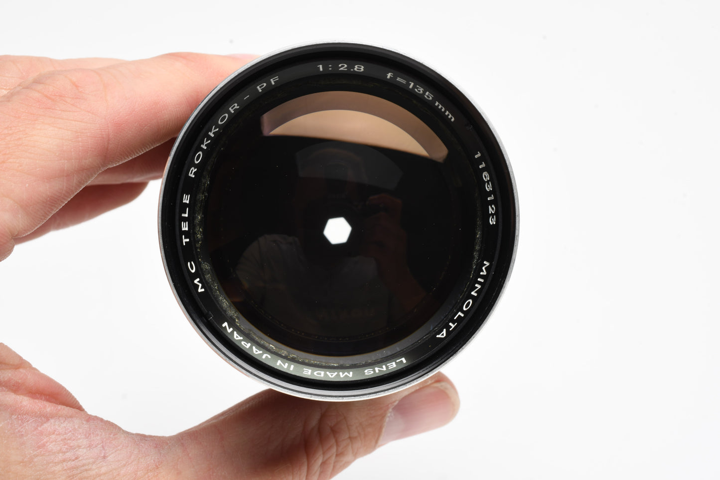 Minolta MC Tele Rokkor-PF 135mm f2.8 Portrait lens, Very sharp! *Read
