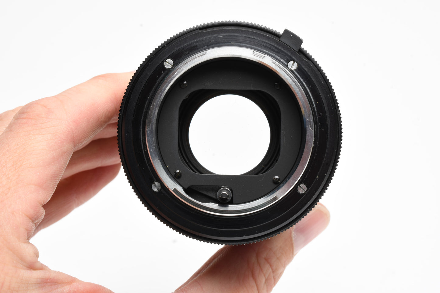 Minolta MC Tele Rokkor-PF 135mm f2.8 Portrait lens, Very sharp! *Read