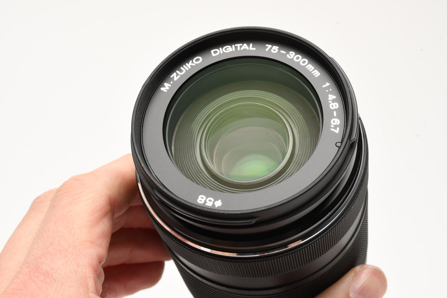 Olympus 75-300mm f4.8-6.7 II MSC lens Black Micro 4/3 Mount