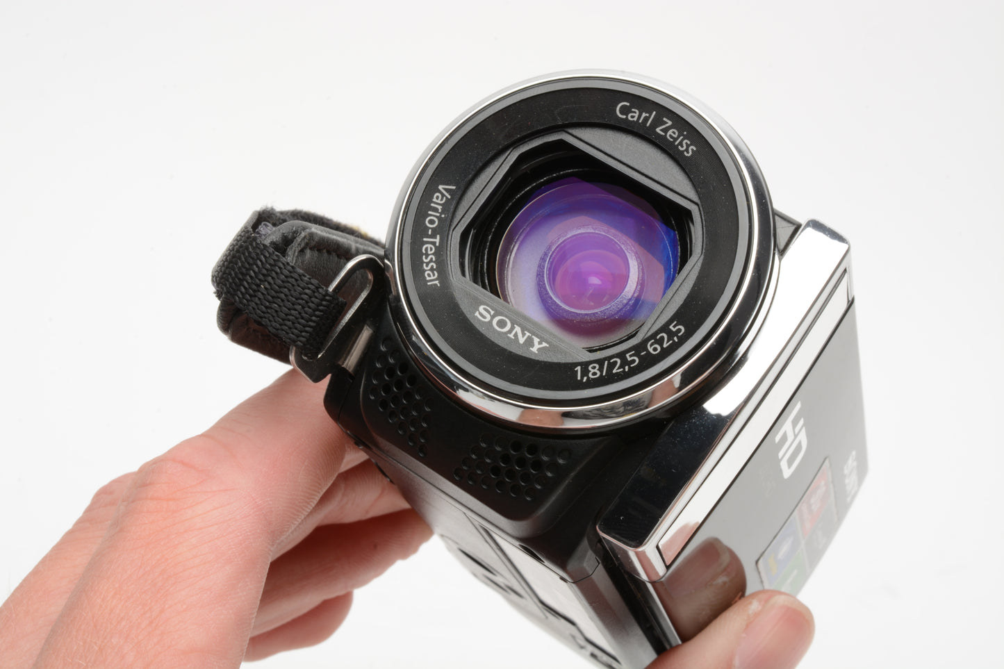 Sony Handycam HDR-CX210 8GB HD digital video camcorder, batt+ AC + manual