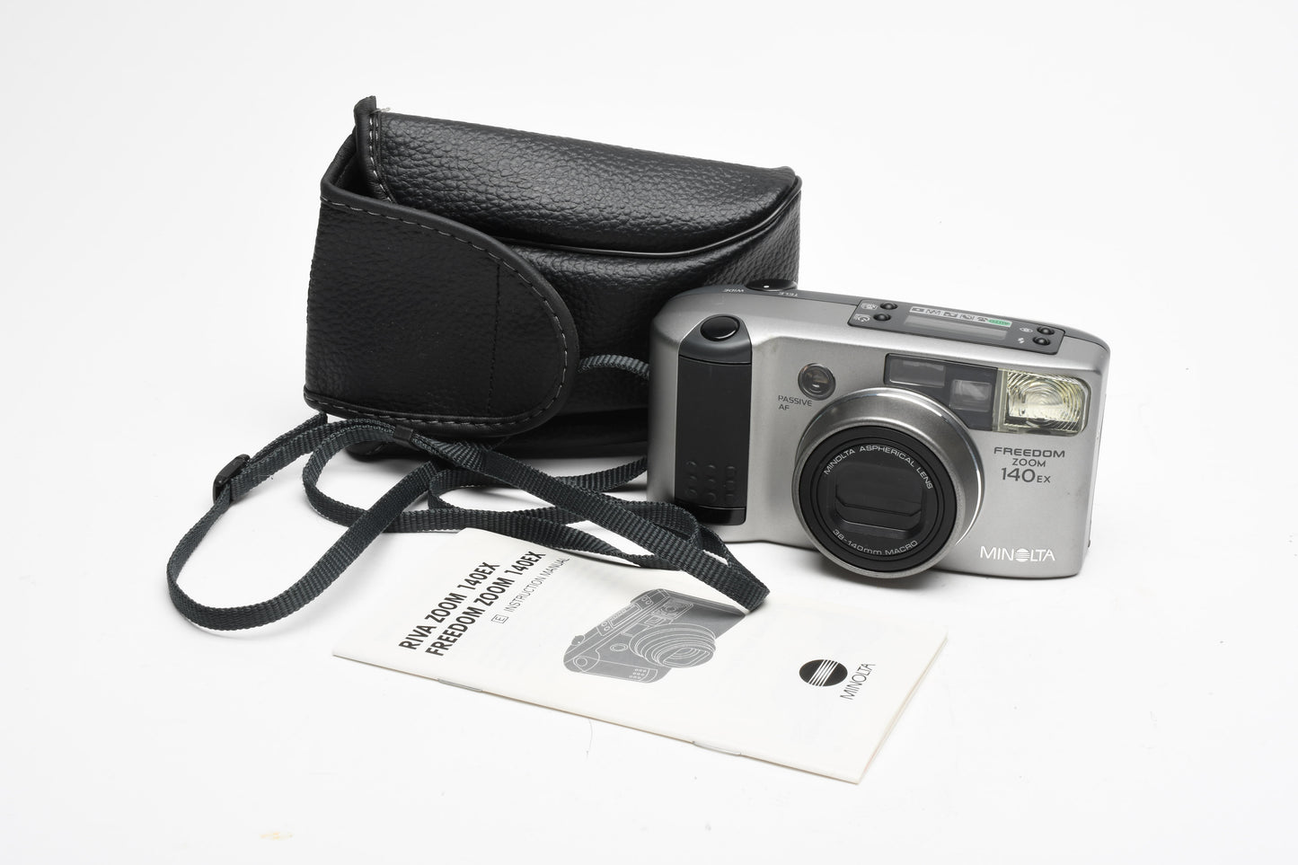 Minolta Freedom Zoom 140EX 35mm Point&Shoot camera, case, manual, Great!