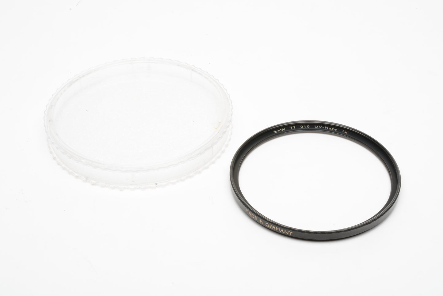 B+W 77mm 010 UV Haze F-Pro Filter in jewel case, Mint-