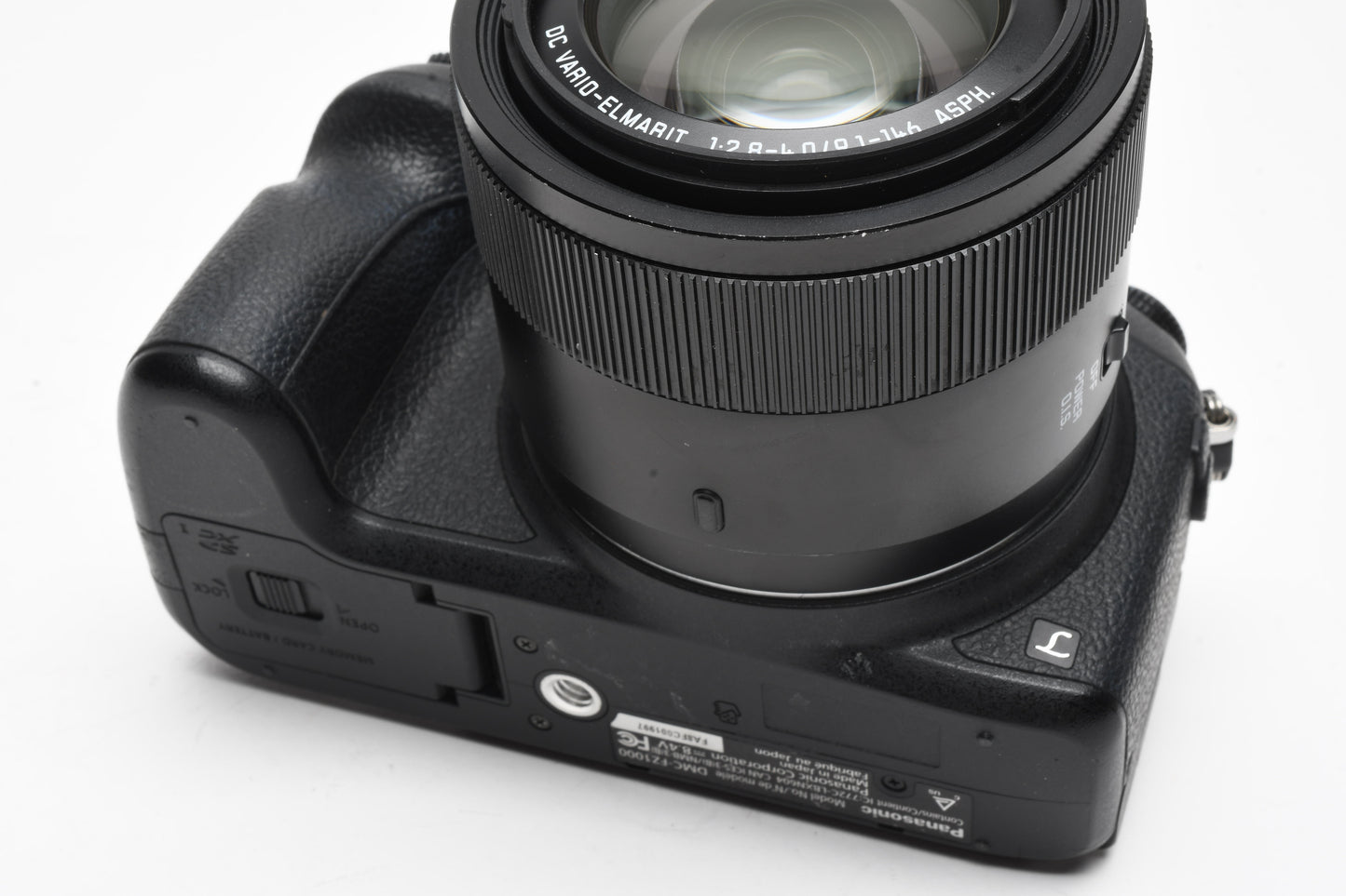 Panasonic Lumix DMC-FZ1000 Digital Point&Shoot w/25-400mm, 2batts, Great!